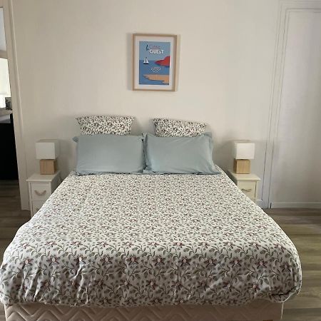 Hotel La Mission Saint-Martin-des-Noyers Esterno foto